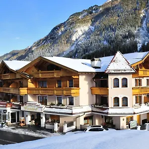 4* Hotel Garni Castel